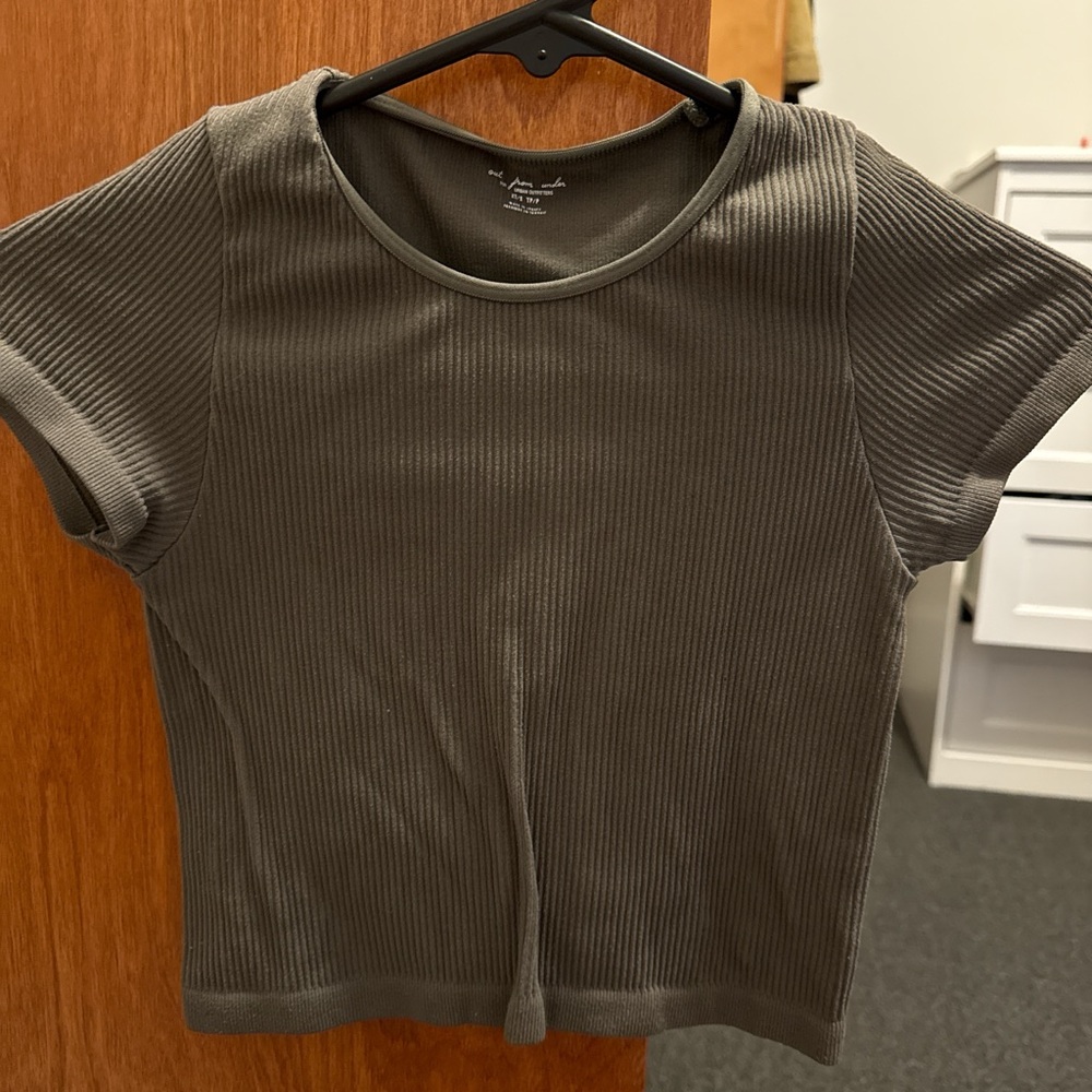 Urban Outfitters Ribbed Short Sleeve Top in Olive